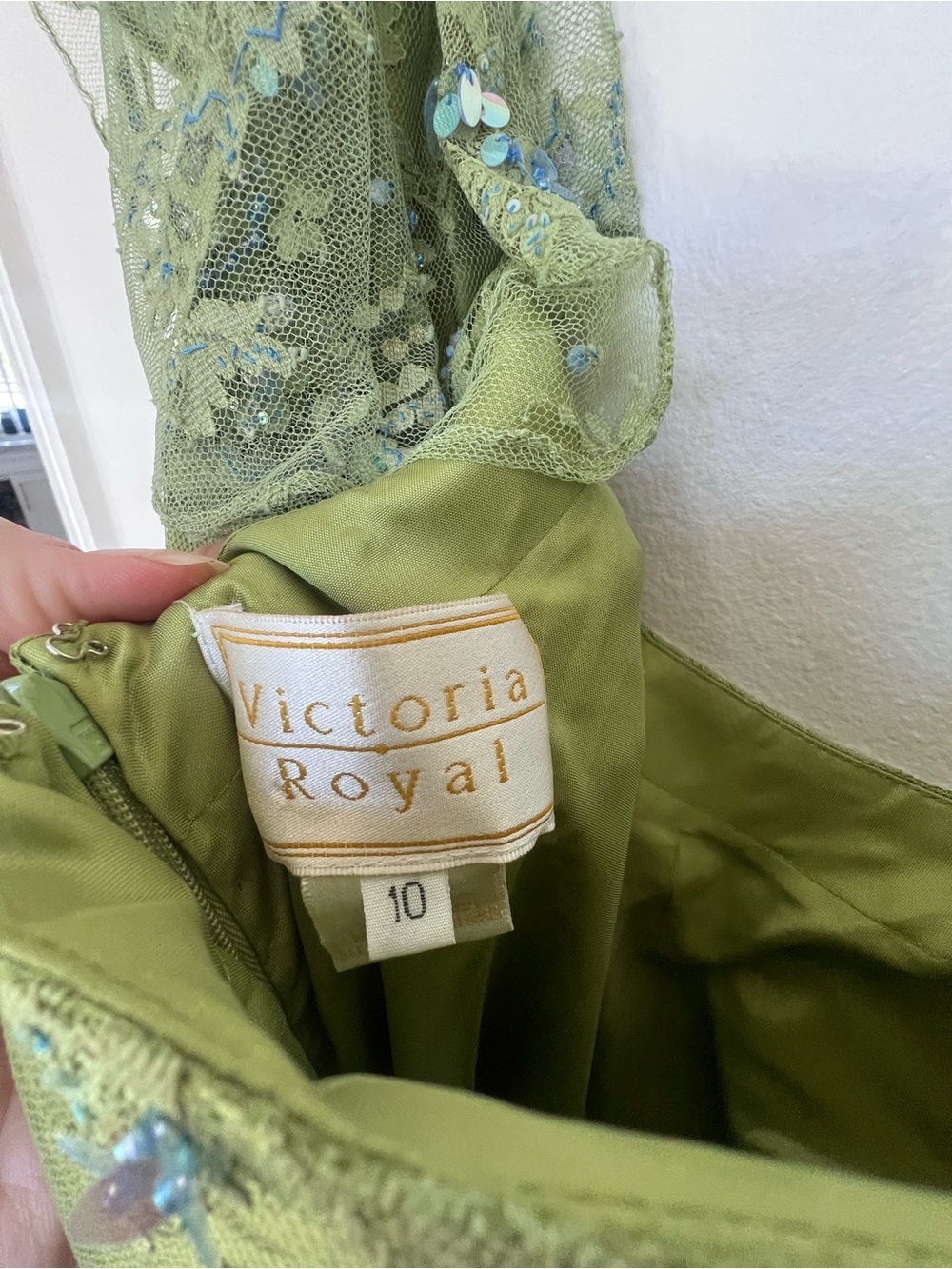 Victoria Royal Womens Silk Beaded Maxi Gown Size 10 Flutter Sleeves Fitted Green - Picture 9 of 13